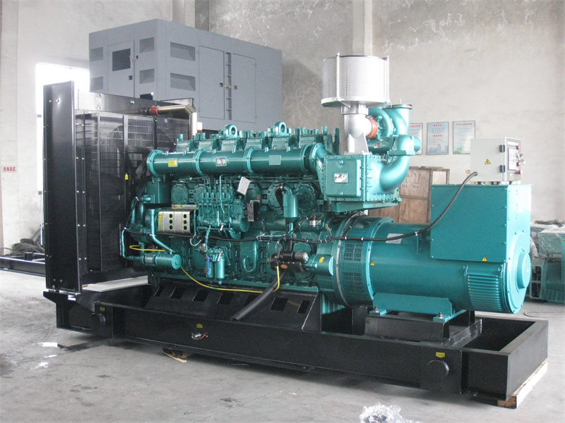 旺苍200KW 柴油发电机的油耗是多少?