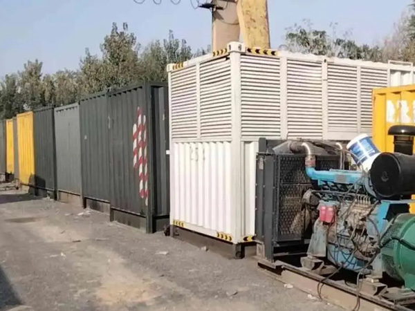 旺苍200KW柴油发电机机组每小时油耗是多少？
